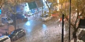 Καιρός: Έντονη βροχόπτωση στην Αθήνα