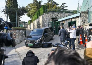 Πάνω από 6,5 ώρες διήρκεσε η συνάντηση μεταξύ των αντιπροσωπειών Ρωσίας και ΗΠΑ