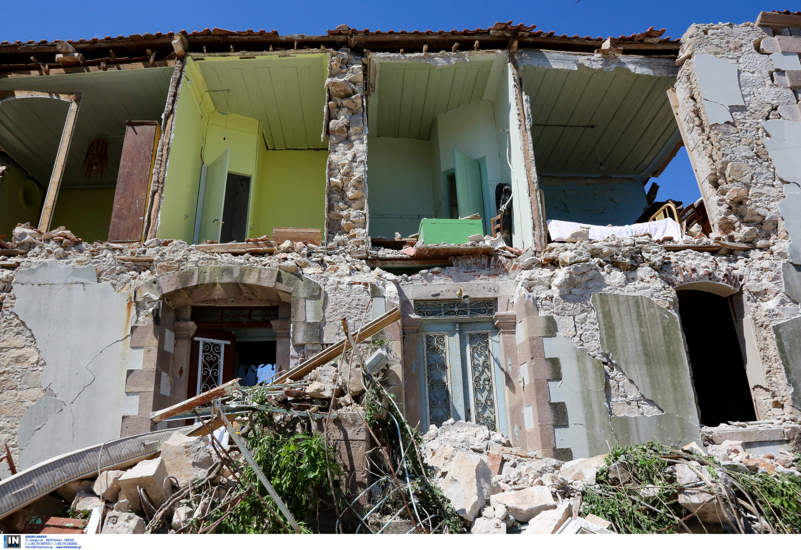 Damage in Vrisa
