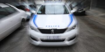 Ομόνοια: Μυστήριο με τον θάνατο άστεγου σε εστιατόριο