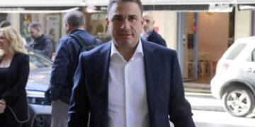 «Το πιο σύντομο ανέκδοτο να μιλά για αξιολόγηση και αξιοκρατία η ΝΔ των ρουσφετιών, της γαλάζιας συνέντευξης και των αναθέσεων»