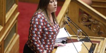 Κωνσταντοπούλου: «Η συγκάλυψη στα Τέμπη ξεκίνησε από την πρώτη στιγμή και από τον κ. Μητσοτάκη