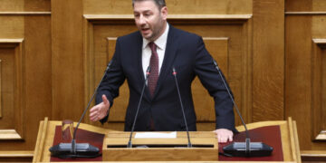 Νίκος Ανδρουλάκης: «Λέτε ψέματα για να καλύψετε τα προηγούμενα ψέματα