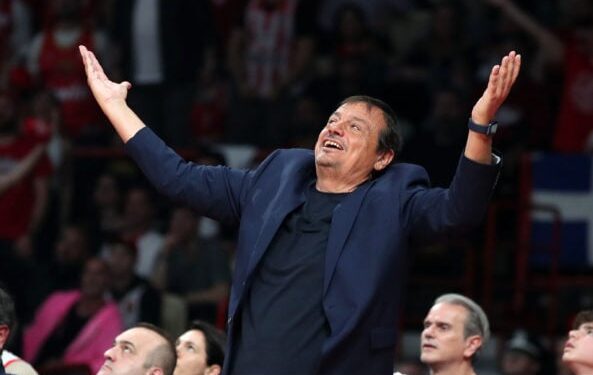 «Φοβήθηκαν να σφυρίξουν, χάσαμε για μια κατοχή και έπρεπε να είχαμε δύο περισσότερες»