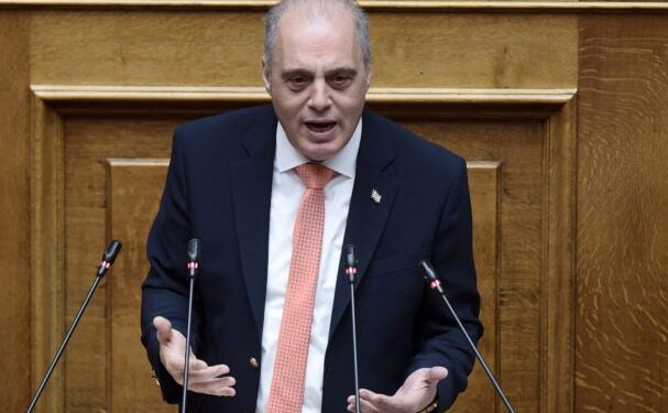 Η Προανακριτική δεν μπορεί να τον παραπέμψει αμέσως στο ειδικό δικαστήριο χωρίς πρώτα να ασκήσει όλα τα ανακριτικά καθήκοντά της