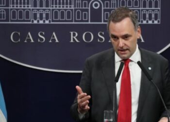 Αποχαρακτηρίζονται απόρρητα έγγραφα σχετικά με την πρόσφατη στρατιωτική δικτατορία