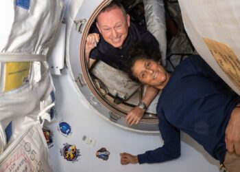 NASA: Επιστρέφουν στη Γη οι «ξεχασμένοι» στο διάστημα Αμερικανοί αστροναύτες