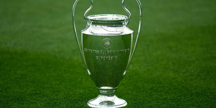 Προβάδισμα πρόκρισης στους «8» για Λίβερπουλ και Μπάγερν