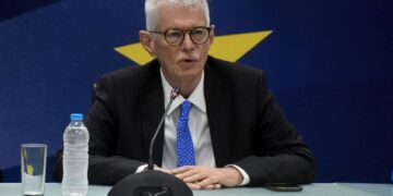 Αρίστος Δοξιάδης: Κλείνει το προφίλ του στο Facebook για μερικές ημέρες