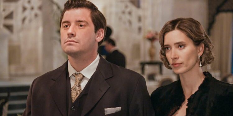 Η Ελένη επιστρέφει θριαμβευτικά στο ξενοδοχείο