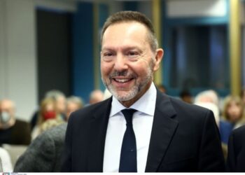 Δεν υπάρχουν δημοσιονομικά περιθώρια για να επανέλθουν ο 13ος και ο 14ος μισθός στο Δημόσιο