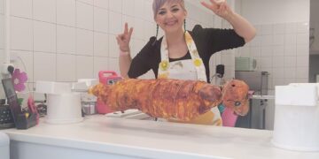 Ζαχαροπλάστισσα «τρελαίνει» το TikTok με τις πιο ρεαλιστικές γλυκές δημιουργίες