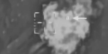 Καταδικάζει την εκτόξευση ρουκετών από τον Λίβανο κατά του Ισραήλ