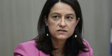 Κεραμέως: «Νέα σημαντική μείωση της ανεργίας