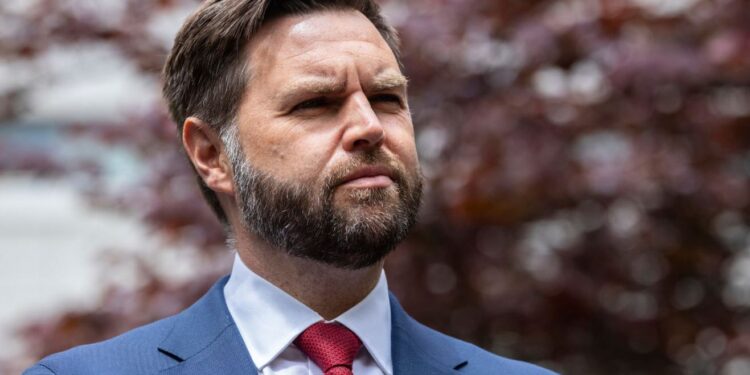 Αντιδράσεις Γαλλίας και Βρετανίας στο τελεσίγραφο του Βανς για την Ουκρανία