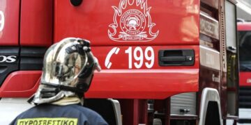 Φωτιά σε διαμέρισμα στο Περιστέρι