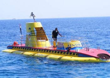 Ερυθρά Θάλασσα: Βυθίστηκε τουριστικό υποβρύχιο με 44 επιβαίνοντες