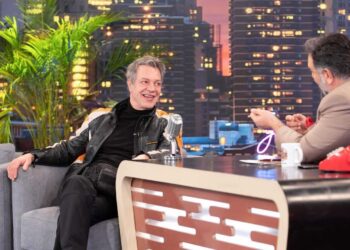 «Κι αν το έκλεψε όλο και δεν είναι τίποτα δικό του, και; Δεν υπάρχει παρθενογένεση»