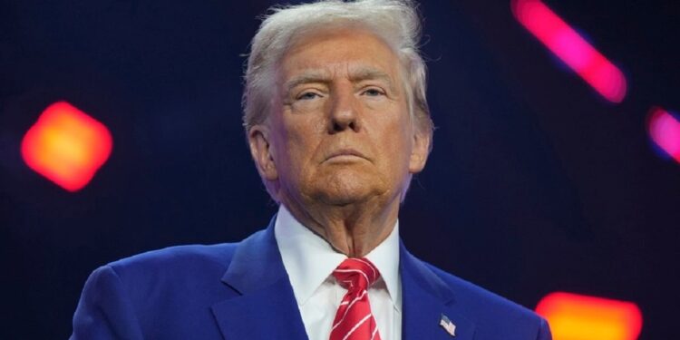 H Fed θα ήταν καλύτερα να μειώσει τα επιτόκια