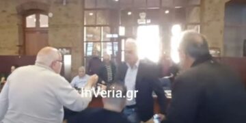 Σκηνές απείρου κάλλους στο Δημοτικό Συμβούλιο – Παραλίγο να πιαστούν στα χέρια