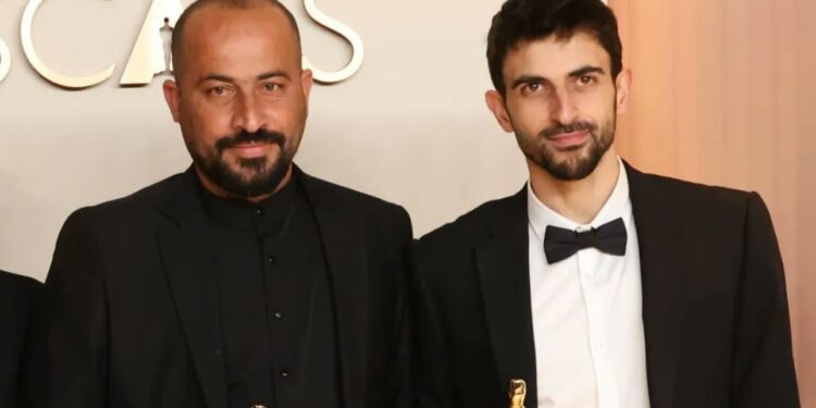 Βραβευμένος με Όσκαρ Παλαιστίνιος σκηνοθέτης συνελήφθη από τις IDF έπειτα από έφοδο εξτρεμιστών εποίκων