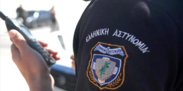 Συνελήφθη αστυνομικός για ενδοοικογενειακή βία
