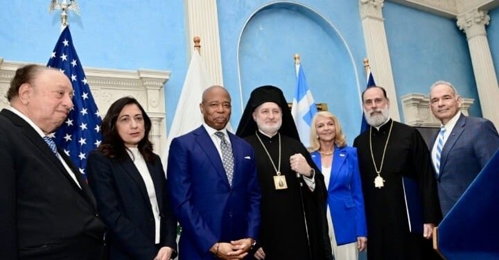 Ευγνώμων για την αναγνώριση από την πόλη της Νέας Υόρκης της επετείου της Επανάστασης του 1821