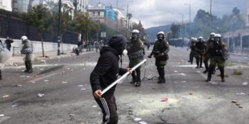 Συλλαλητήριο στην Αθήνα για τα Τέμπη: Τέσσερις δικογραφίες για τους συλληφθέντες