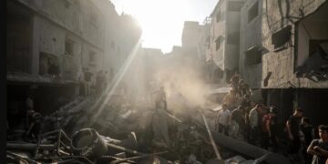 Σκοτώθηκε ηγετικό στέλεχος της Χαμάς και η σύζυγός του σε αεροπορικό πλήγμα του Ισραήλ