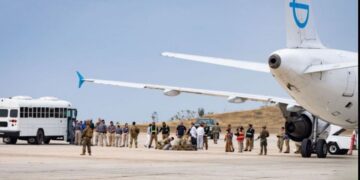 Νέες κυρώσεις στη Βενεζουέλα αν δεν υποδεχθεί υπηκόους της που απελαύνονται