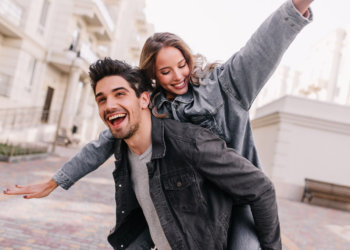 Τα 4 ζώδια που λαμβάνουν ένα ξεχωριστό δώρο από το σύμπαν