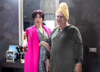 Η Έλενα Χαραλαμπούδη μπαίνει στη σειρά