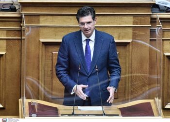 «Ο ελληνικός λαός δεν χρειάζεται μόνο καταγγελία, οργή και αγανάκτηση»