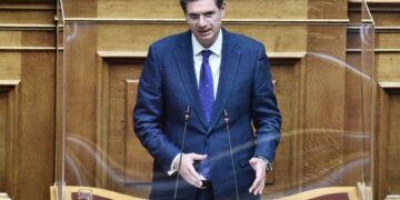 «Ο ελληνικός λαός δεν χρειάζεται μόνο καταγγελία, οργή και αγανάκτηση»