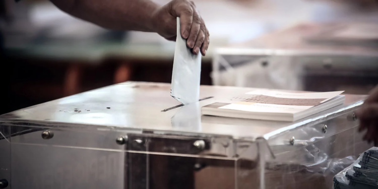 Δημοσκόπηση PULSE: Πρώτη η ΝΔ, στη δεύτερη θέση ΠΑΣΟΚ και Πλεύση Ελευθερίας