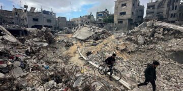 Γάζα: 8 νεκροί έπειτα από ισραηλινό βομβαρδισμό, αναφέρει η υπηρεσία Πολιτικής Προστασίας