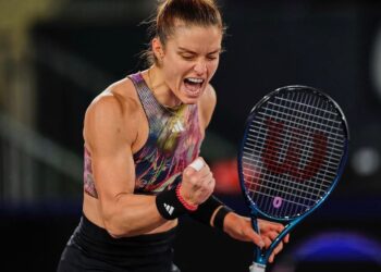 Διέλυσε την Τόμοβα στην πρεμιέρα της στο Indian Wells