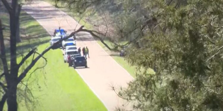 Ελικόπτερο-ασθενοφόρο με τρεις επιβαίνοντες συνετρίβη στην πολιτεία του Μισισίπι