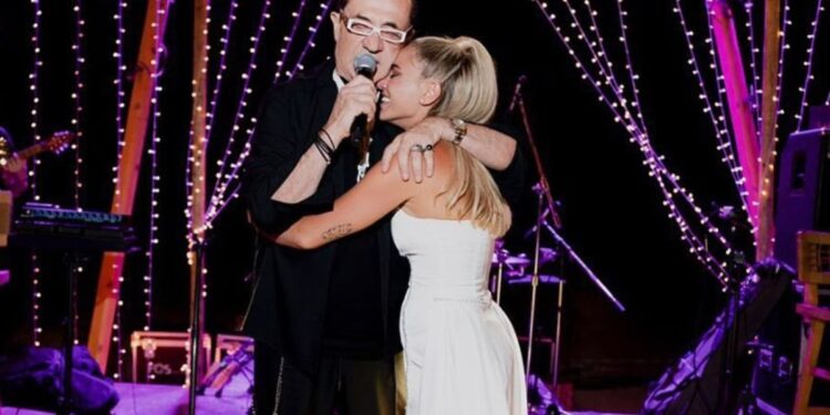 Λευτέρης Πανταζής: Χορεύει το «Imagine» με την Κόνι Μεταξά