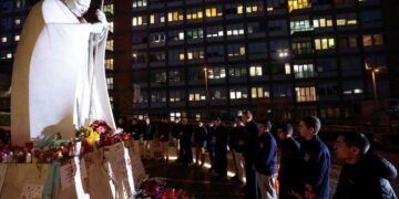 Το μεσημέρι της Κυριακής θα ευλογήσει τους πιστούς από το νοσοκομείο