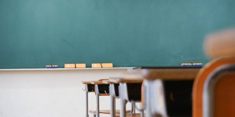 Κλειστά την Τρίτη τα σχολεία και στην Κω