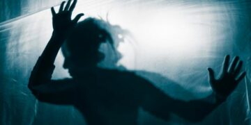 Κύκλωμα μαστροπείας: Από τις υποσχέσεις για παραδεισένια ζωή, στην κόλαση