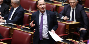 Η κυβέρνηση δεν έλαβε το μήνυμα των πολιτών, ούτε με περιστέρι δεν θα φτάσει στο Μαξίμου