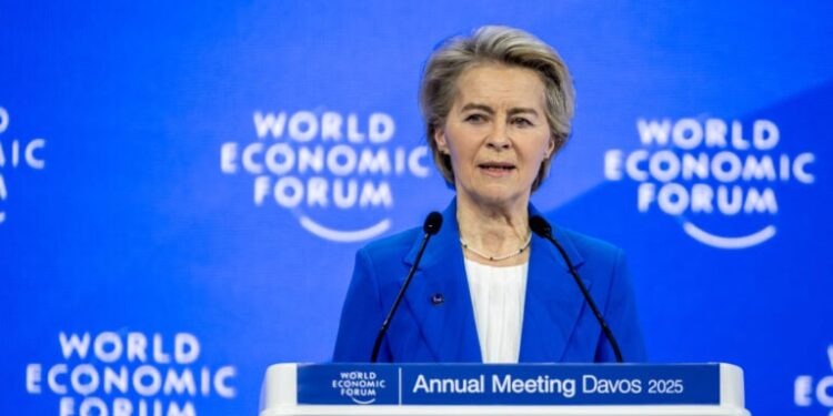 Δείτε live την δήλωσή της σχετικά με τους δασμούς που επέβαλαν οι ΗΠΑ