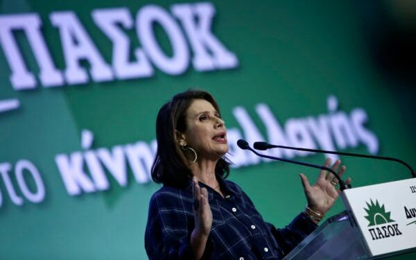 Παραπέμπεται στην Επιτροπή Δεοντολογίας του ΠΑΣΟΚ για προσβολή και μομφή κατά του προέδρου