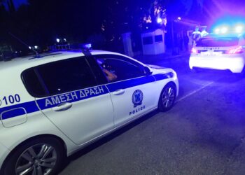 Συμπλοκή με τραυματίες σε οικογενειακό τραπέζι