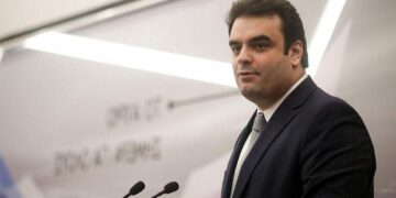 «Δεν σκοπεύουμε να μεταφέρουμε το βάρος στις επόμενες γενιές, όπως συνέβη στο παρελθόν»