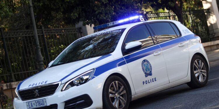 Έκλεβαν χρήματα, τάματα και… καμπάνες από ναούς