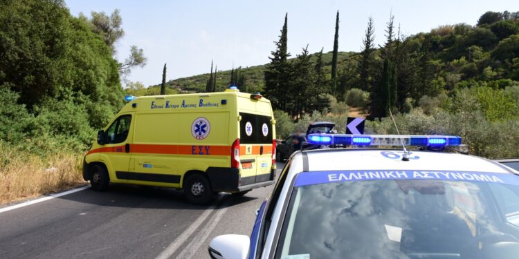 Νεκρός ένας 85χρονος που καταπλακώθηκε από το τρακτέρ του στα Βασιλικά