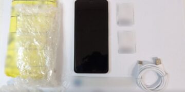 Λάρισα: Προσπάθησαν να «περάσουν» κινητά τηλέφωνα στις φυλακές